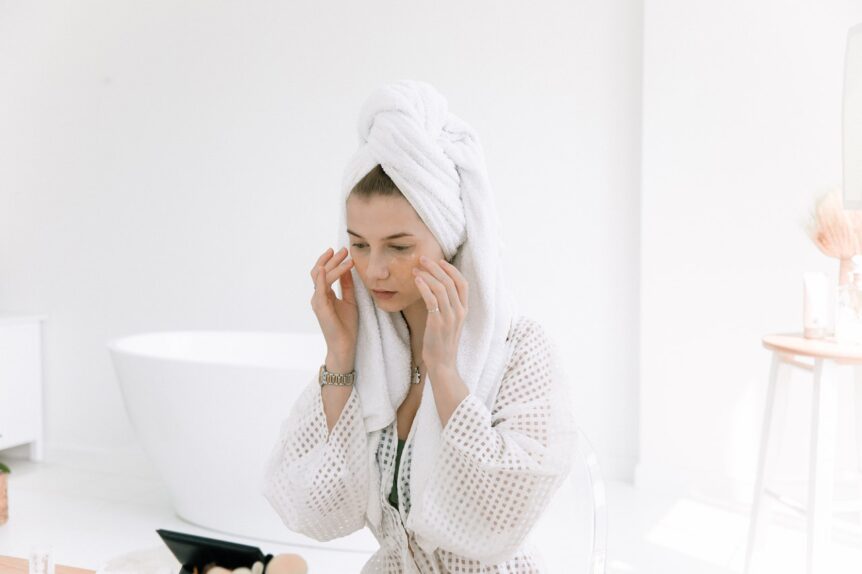 woman doing skincare